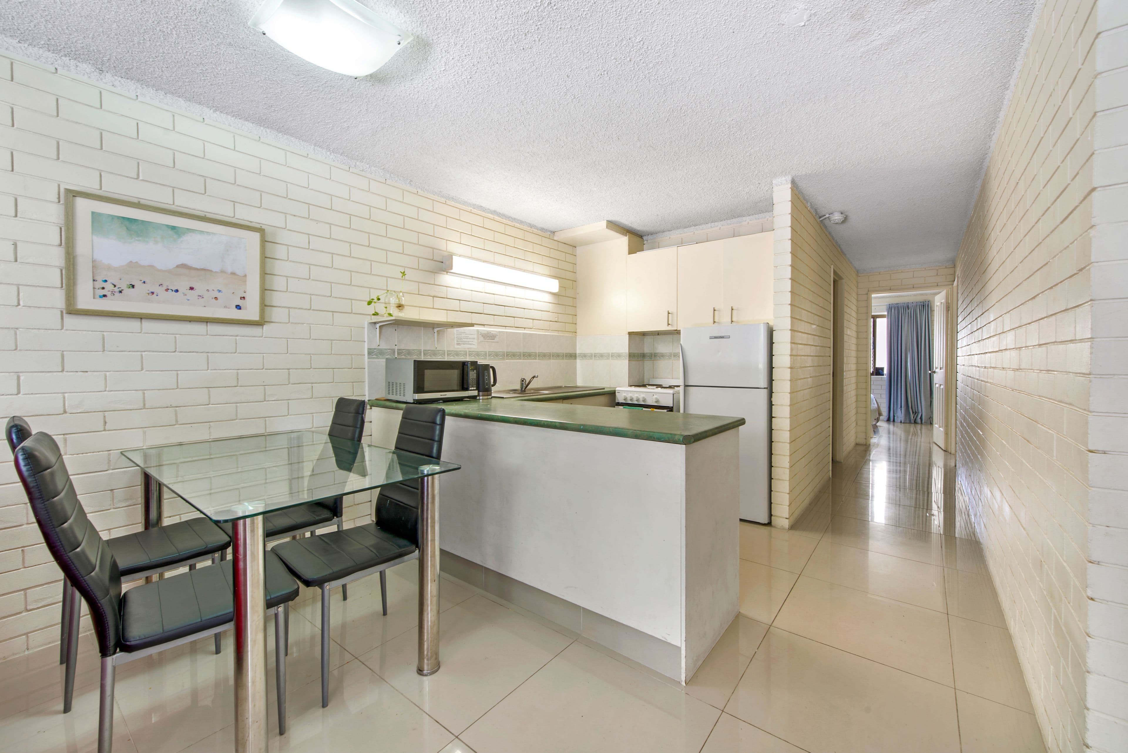 24 Trickett Street, Surfers Paradise QLD 4217, Surfers Paradise - Thumbnail 5