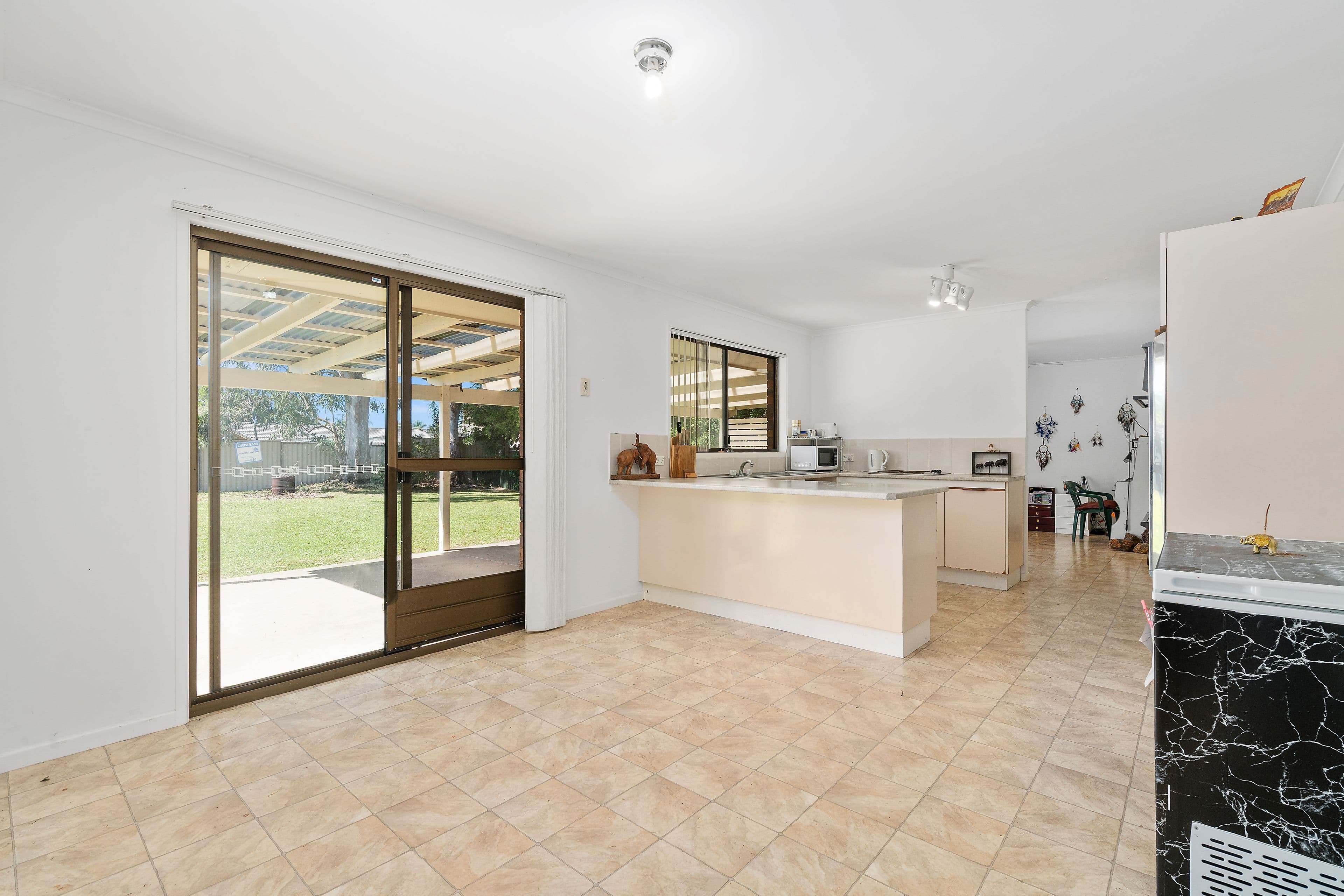 13 Alexander Crescent, Morayfield QLD 4506, Morayfield - Thumbnail 6