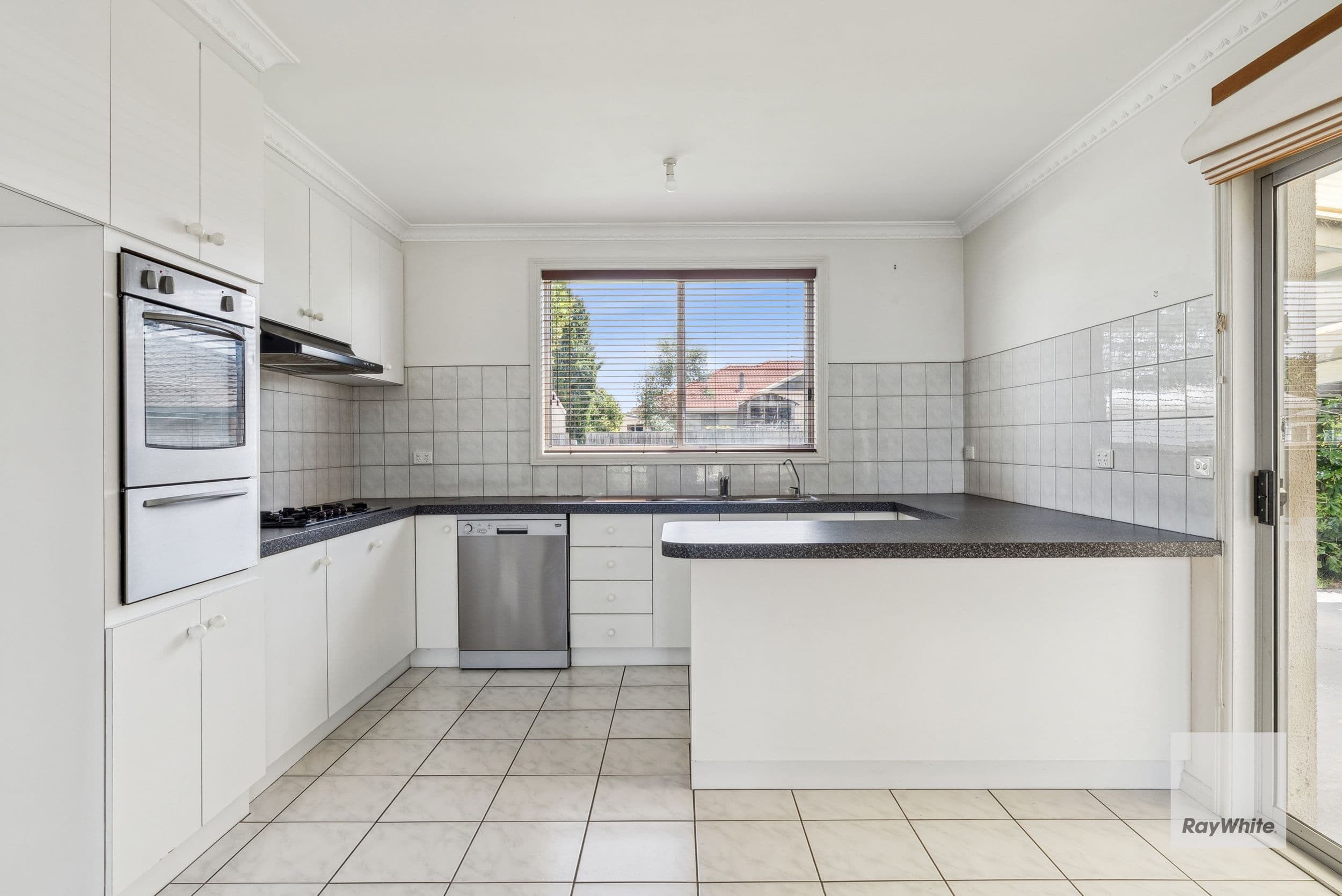 86 Delbridge Drive, Sydenham VIC 3037, Sydenham - Thumbnail 5