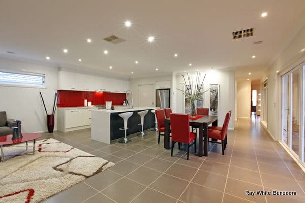 12 Kiora Avenue, DOREEN VIC 3754, Doreen - Thumbnail 2