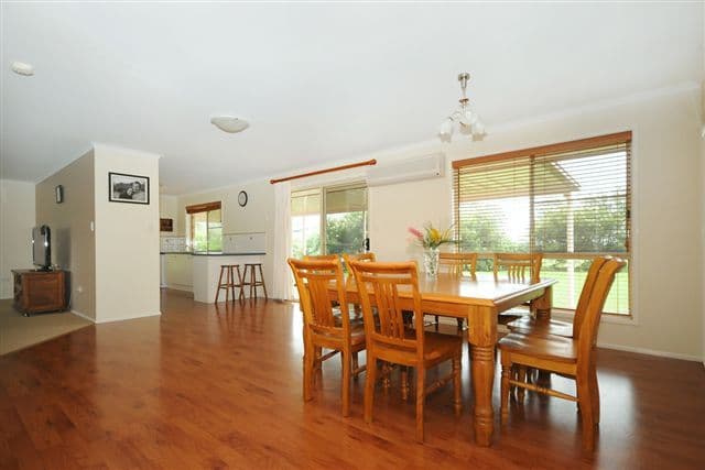 26 Kennedy Street, CABARLAH QLD 4352, Cabarlah - Thumbnail 3