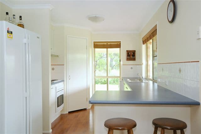 26 Kennedy Street, CABARLAH QLD 4352, Cabarlah - Thumbnail 4