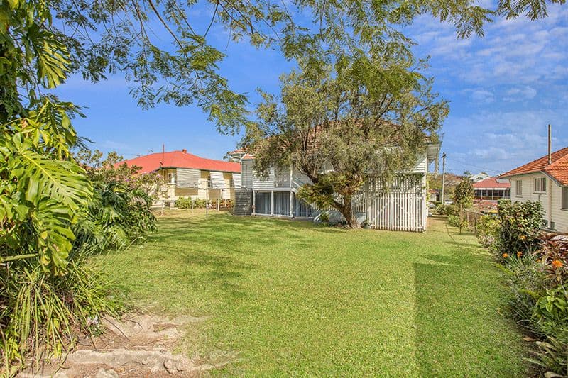 3 Taylor Street, WAVELL HEIGHTS QLD 4012, Wavell Heights - Thumbnail 2