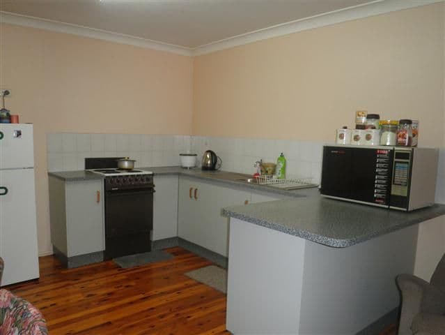 3 Timbury Street, ROMA QLD 4455, Roma - Thumbnail 2