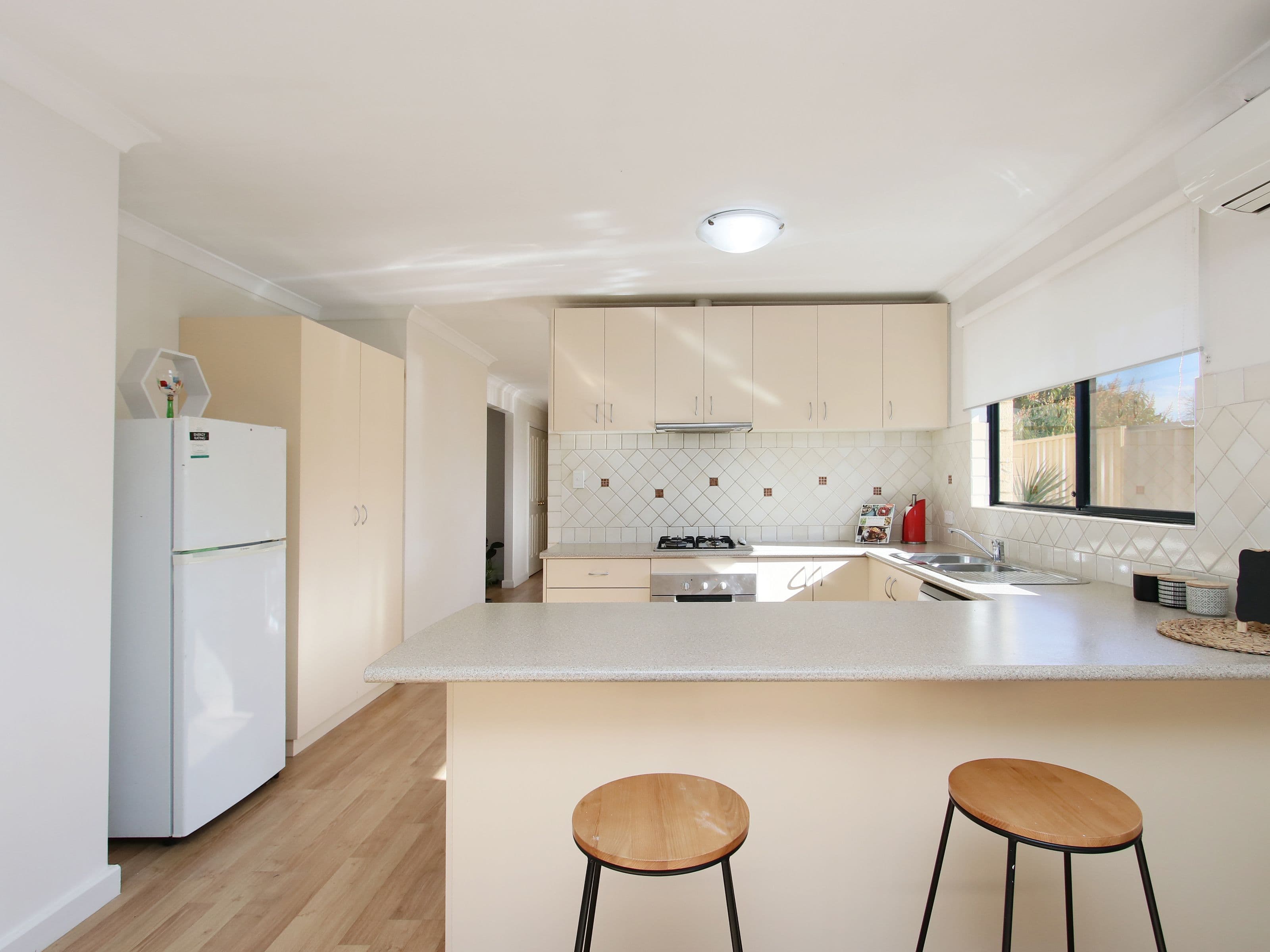 10A Lloyd Street, Cannington WA 6107, Cannington - Thumbnail 2