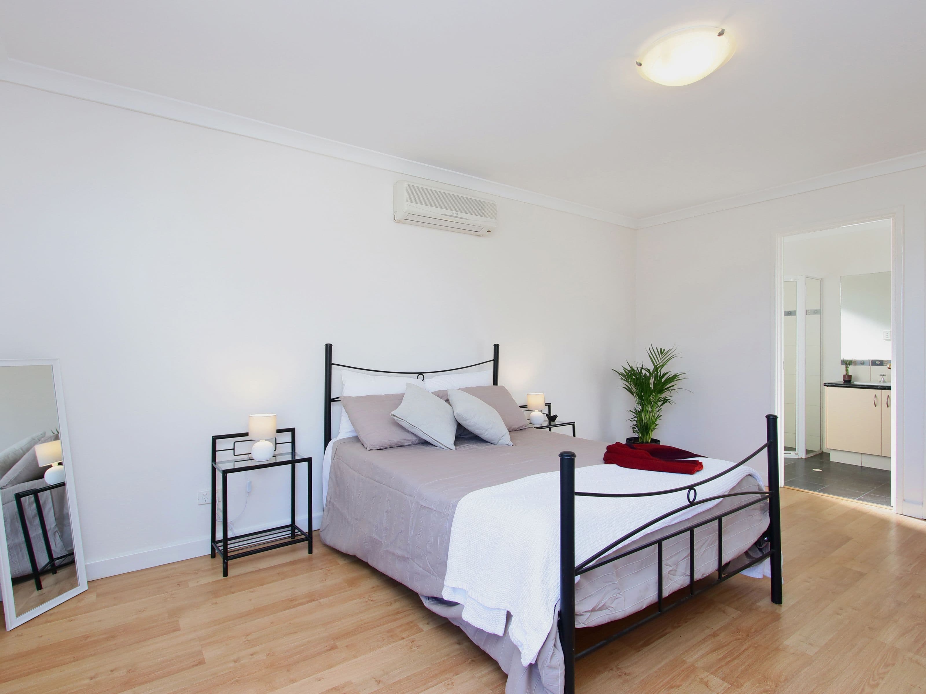 10A Lloyd Street, Cannington WA 6107, Cannington - Thumbnail 3