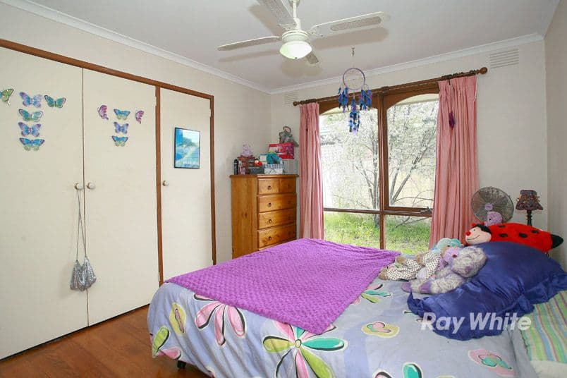 35 Evelyne Avenue, CRANBOURNE VIC 3977, Cranbourne - Thumbnail 7