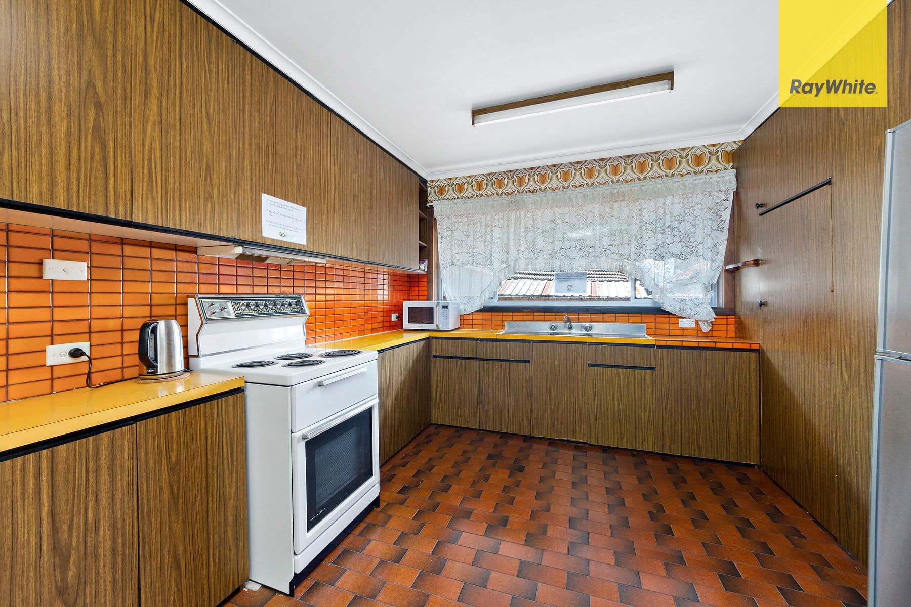 10 Foxton Street, St Albans VIC 3021, St Albans - Thumbnail 2