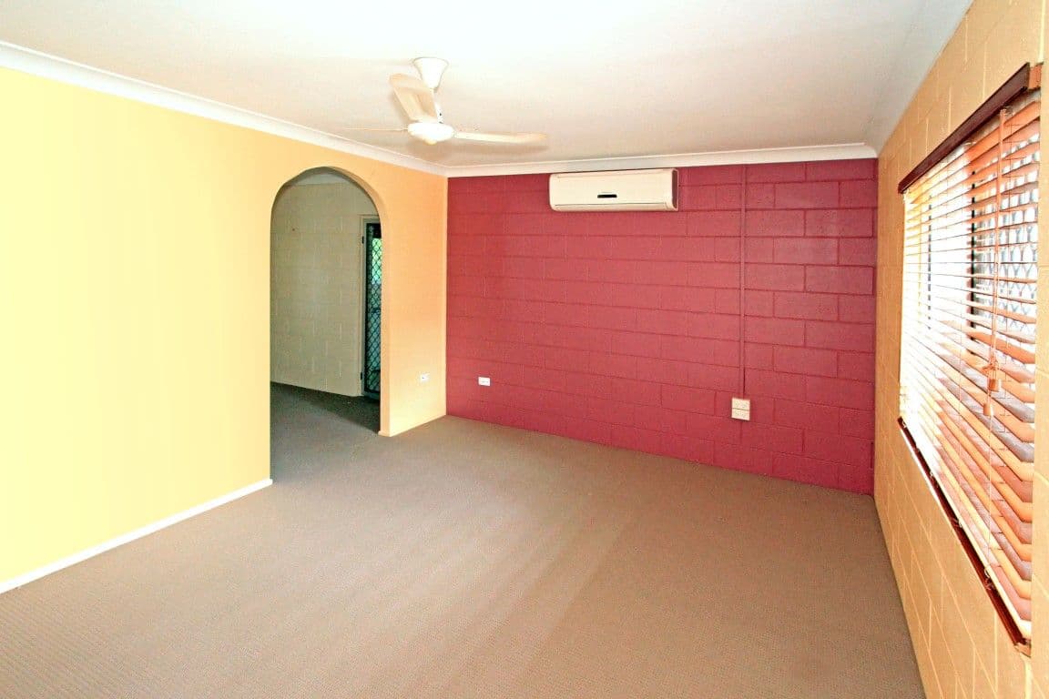 45 Capricorn Crescent, NORMAN GARDENS QLD 4701, Norman Gardens - Thumbnail 3