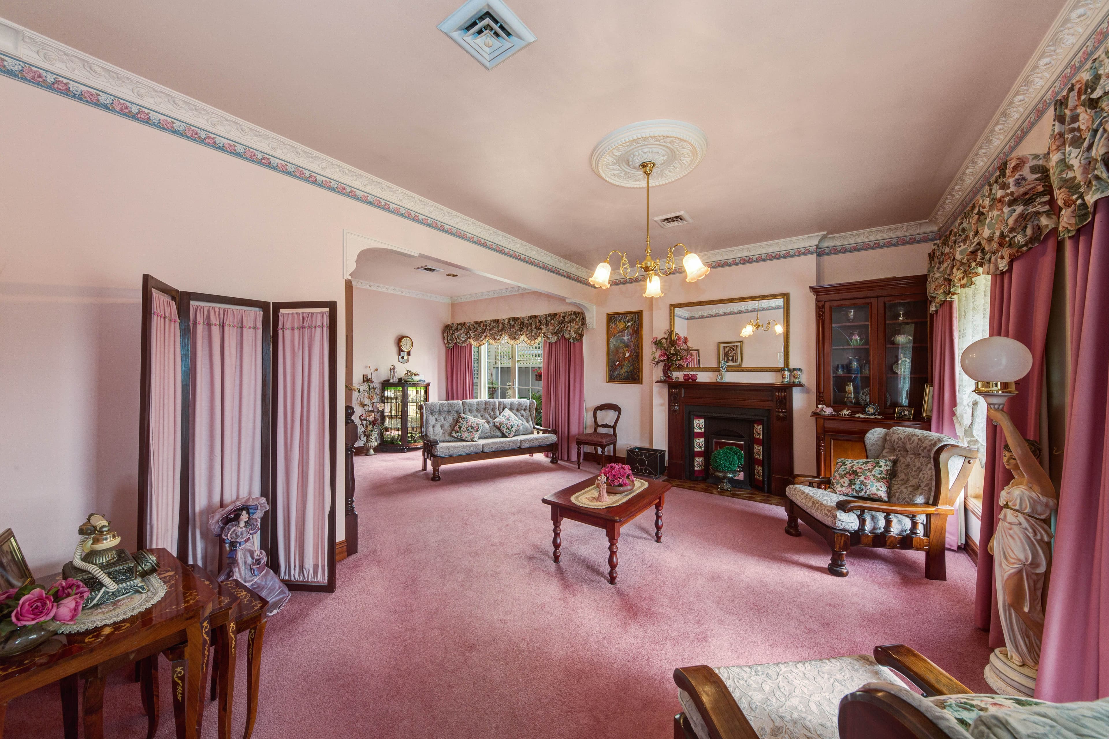 3 Bogart Drive, Wendouree VIC 3355, Wendouree - Thumbnail 2