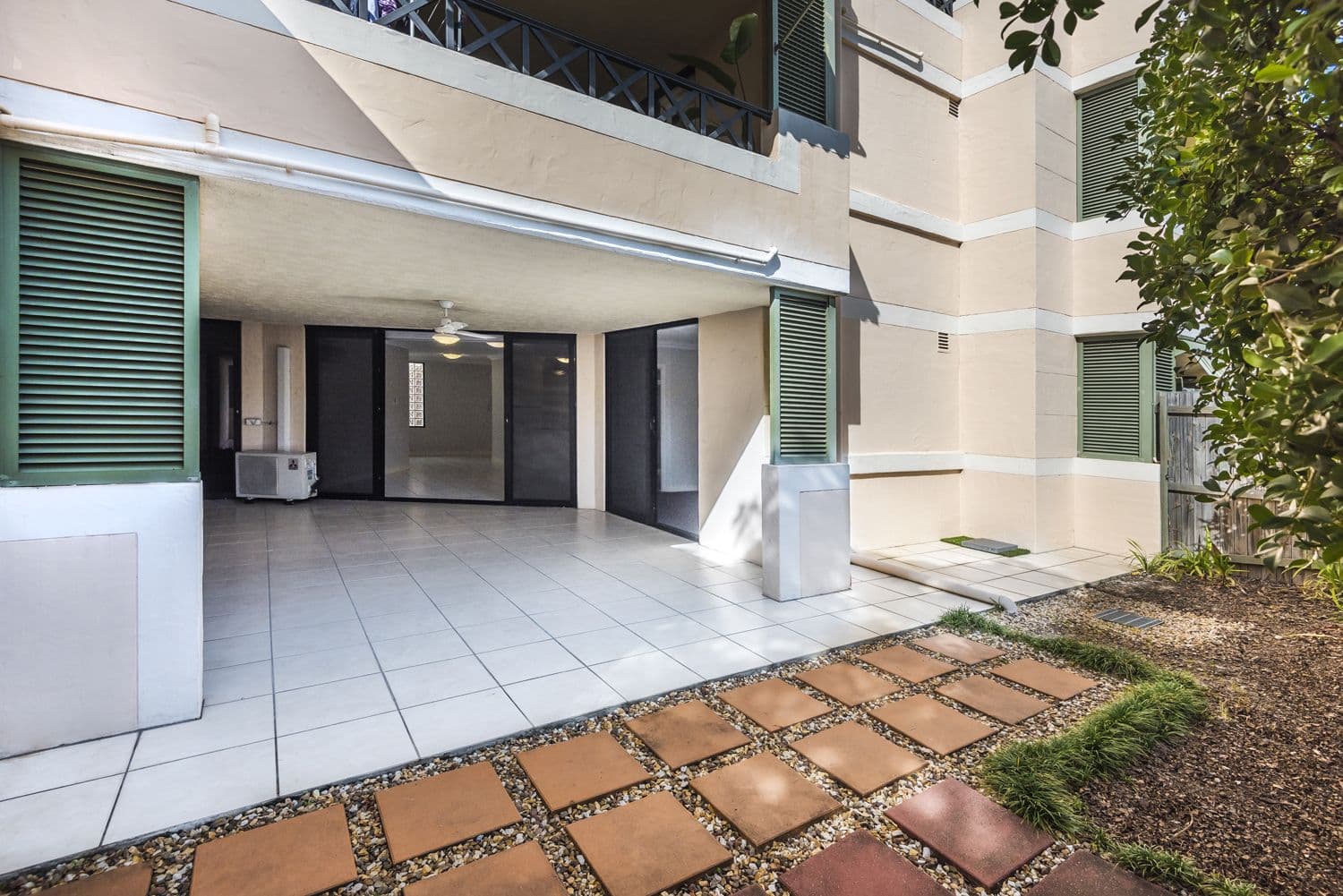 49 Racecourse Road, Hamilton QLD 4007, Hamilton - Thumbnail 2
