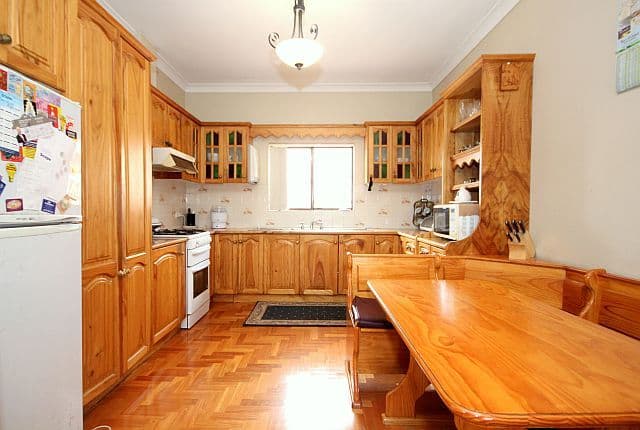 9 Winspear Avenue, BANKSTOWN NSW 2200, Bankstown - Thumbnail 3