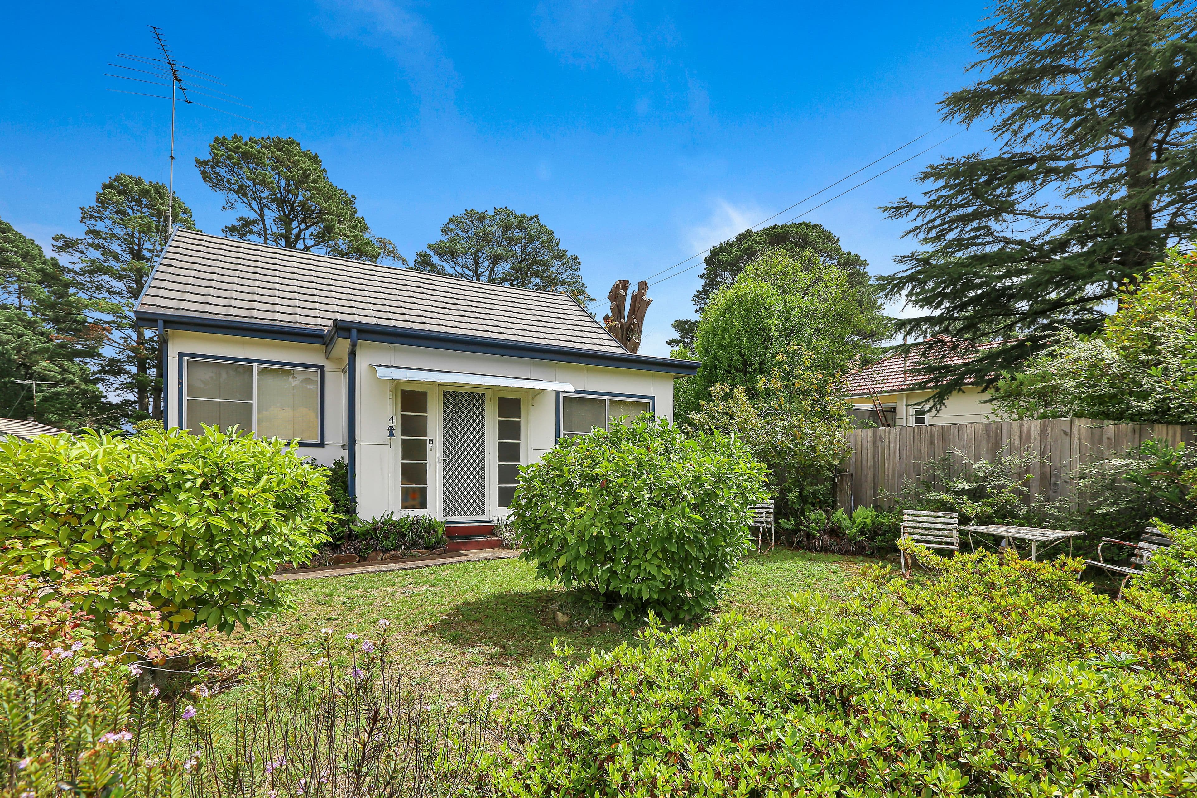 4 Eveleigh Avenue, Blackheath NSW 2785, Blackheath - Image 1