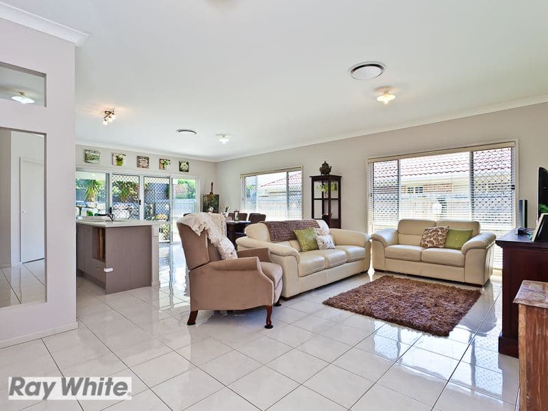 39 Wallaroo Circuit, NORTH LAKES QLD 4509, North Lakes - Thumbnail 6