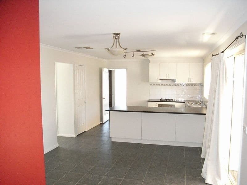5 Paroo Street, ECHUCA VIC 3564, Echuca - Thumbnail 5