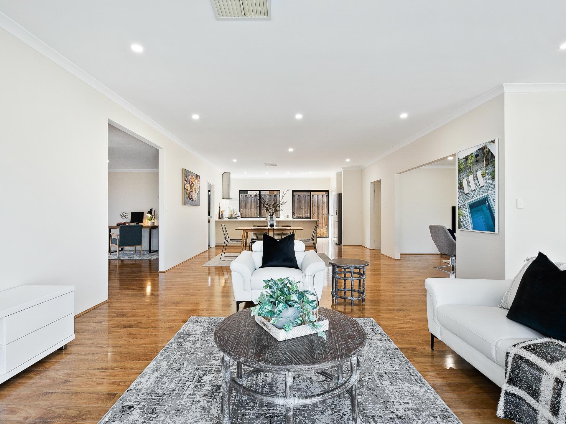 125 Roxburghe Drive, The Vines WA 6069, The Vines - Thumbnail 4