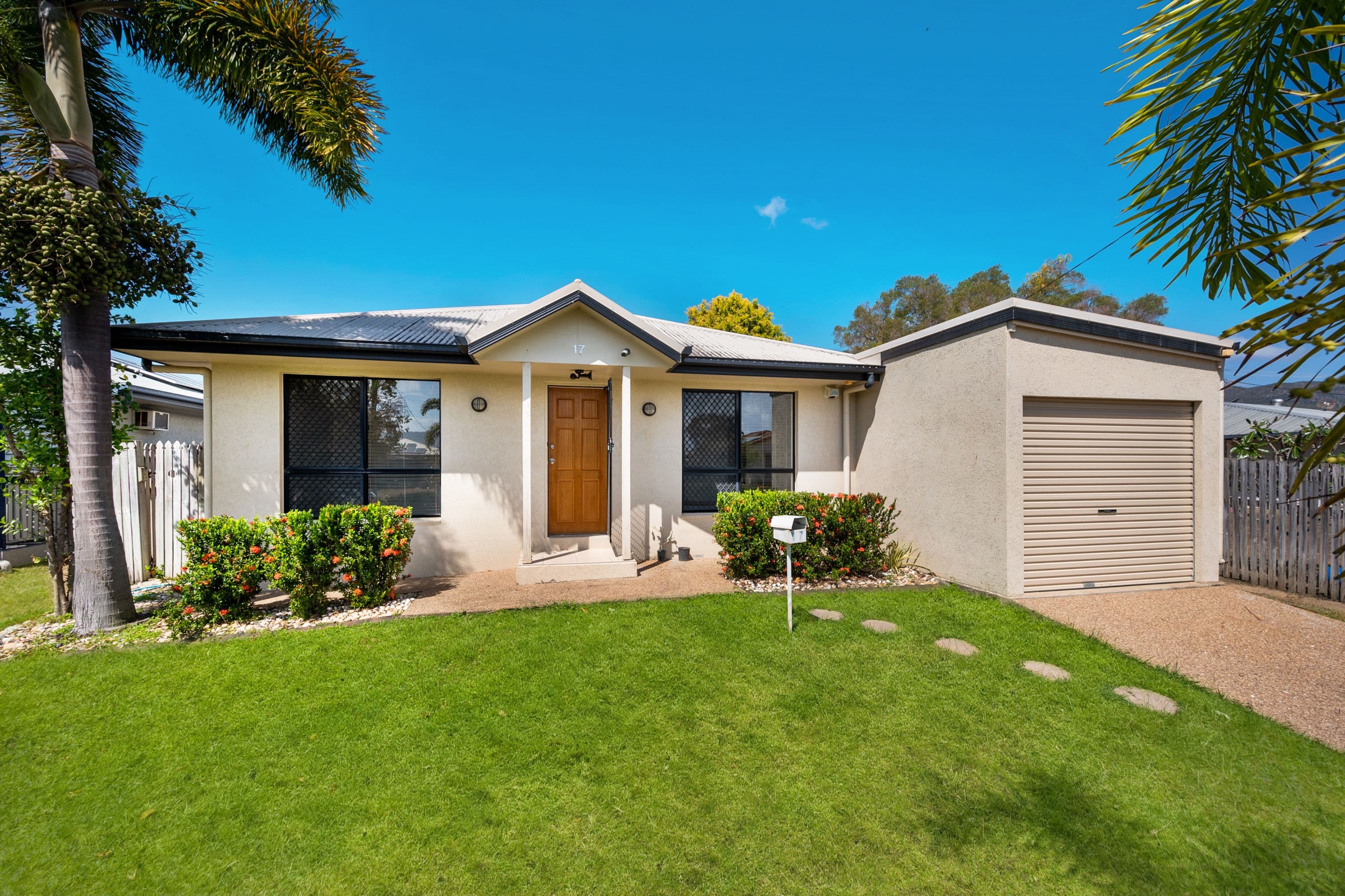 17 Bellamy Street, Rasmussen QLD 4815, Rasmussen - Image 1