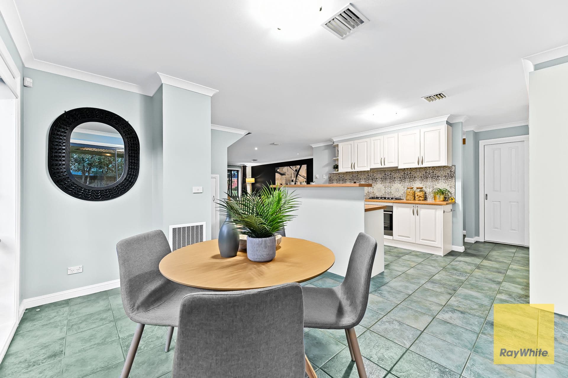 19 The Strand, Narre Warren South VIC 3805, Narre Warren South - Thumbnail 5
