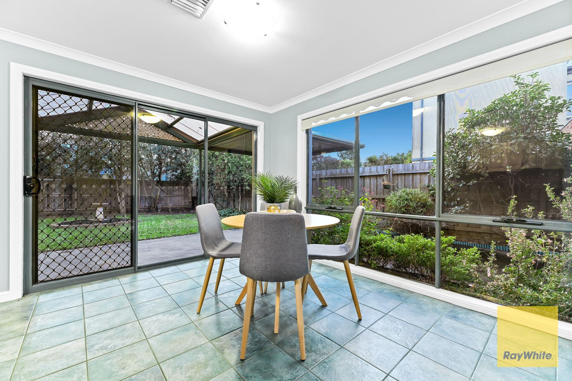 19 The Strand, Narre Warren South VIC 3805, Narre Warren South - Thumbnail 6