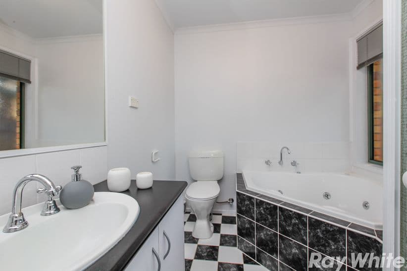 3 Reece Court, South Morang VIC 3752, South Morang - Thumbnail 7