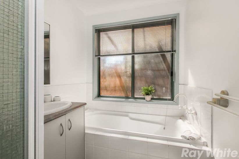 3 Reece Court, South Morang VIC 3752, South Morang - Thumbnail 8