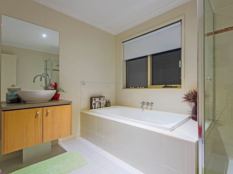 16 Loon Drive, Williams Landing VIC 3027, Williams Landing - Thumbnail 6