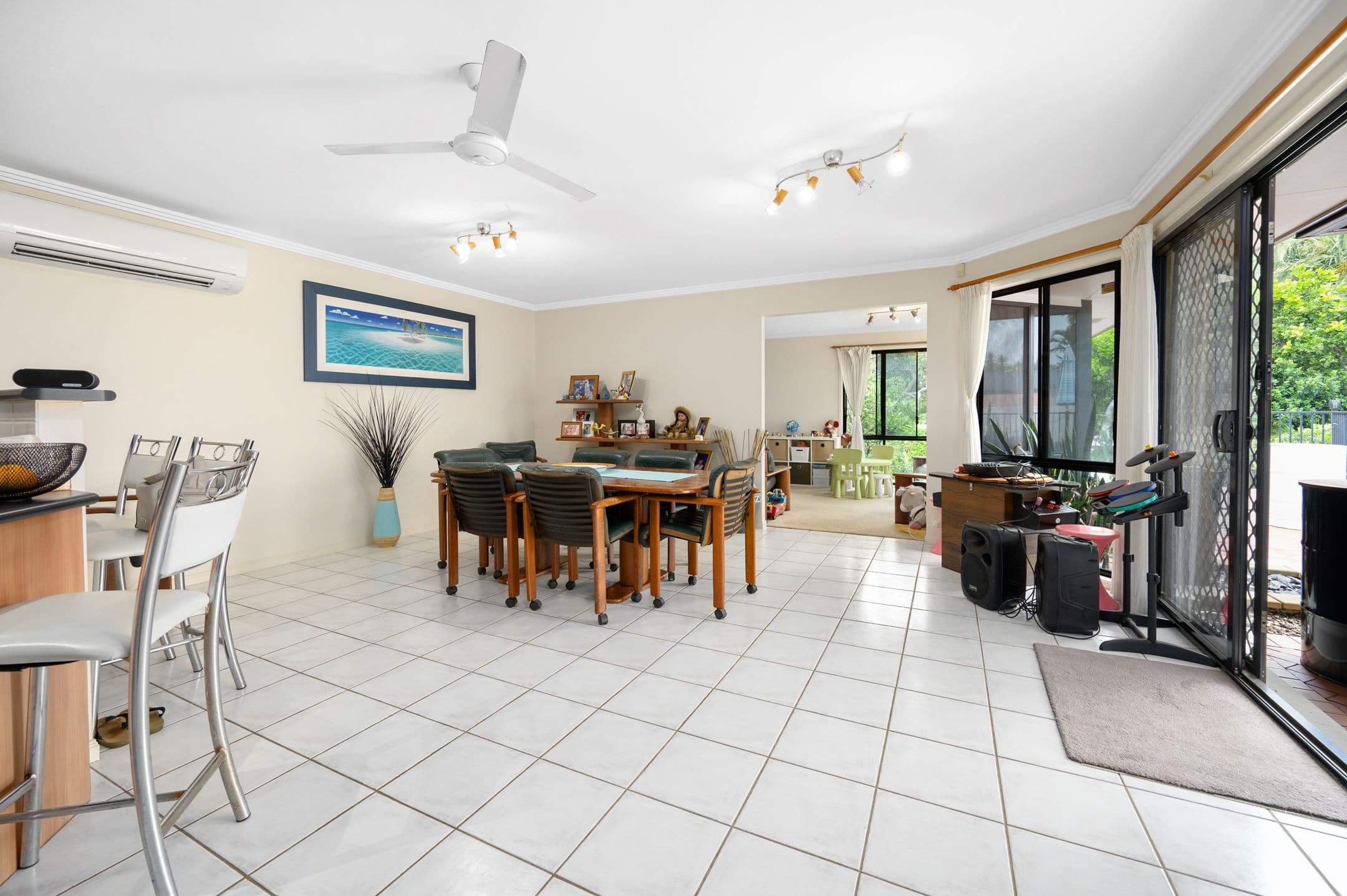 15 Champagne Boulevard, Helensvale QLD 4212, Helensvale - Thumbnail 5