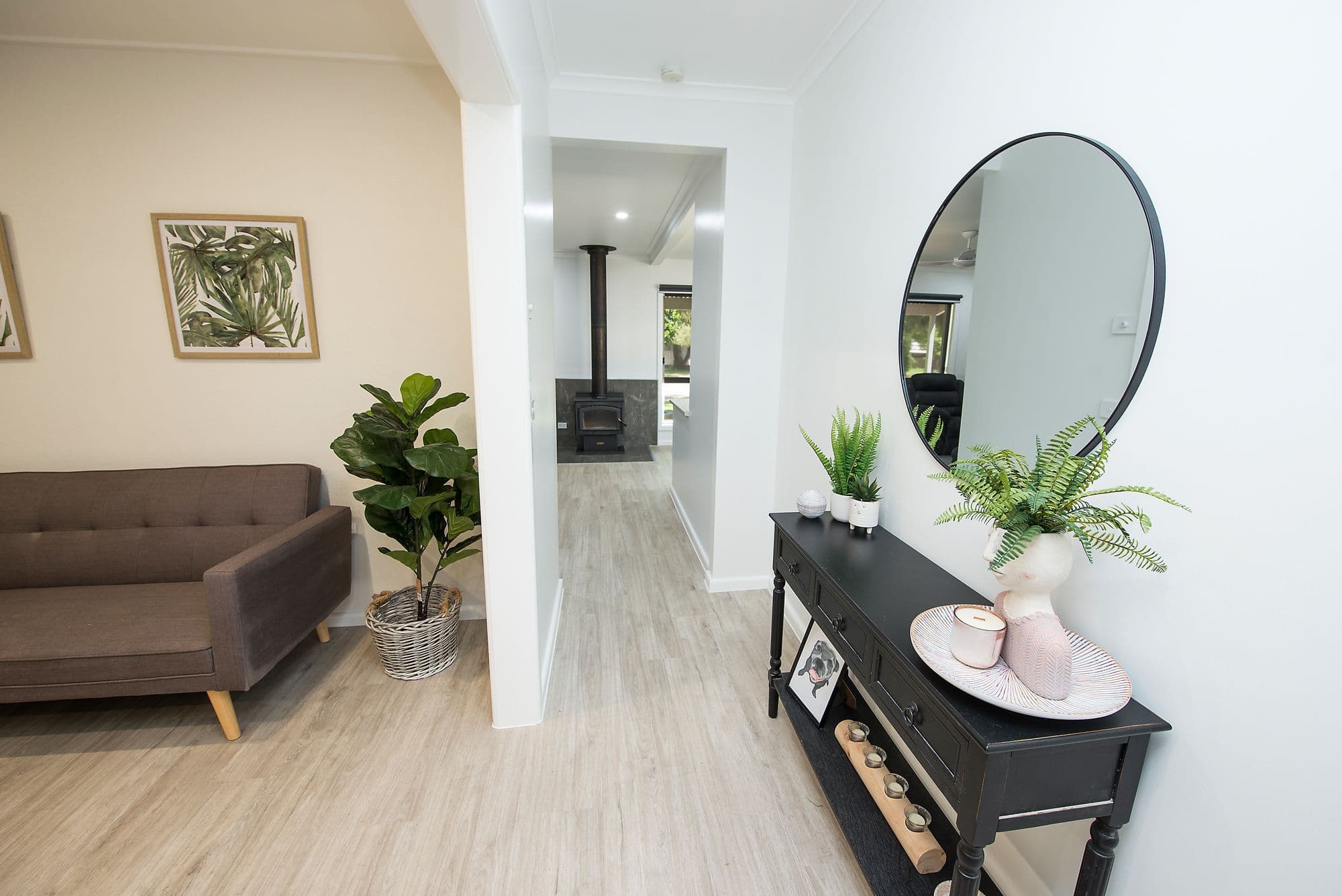 4 Holloway Grove, Swan Hill VIC 3585, Swan Hill - Thumbnail 2