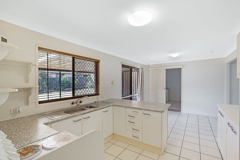 39 Lindberg Street, WILSONTON QLD 4350, Wilsonton - Thumbnail 3