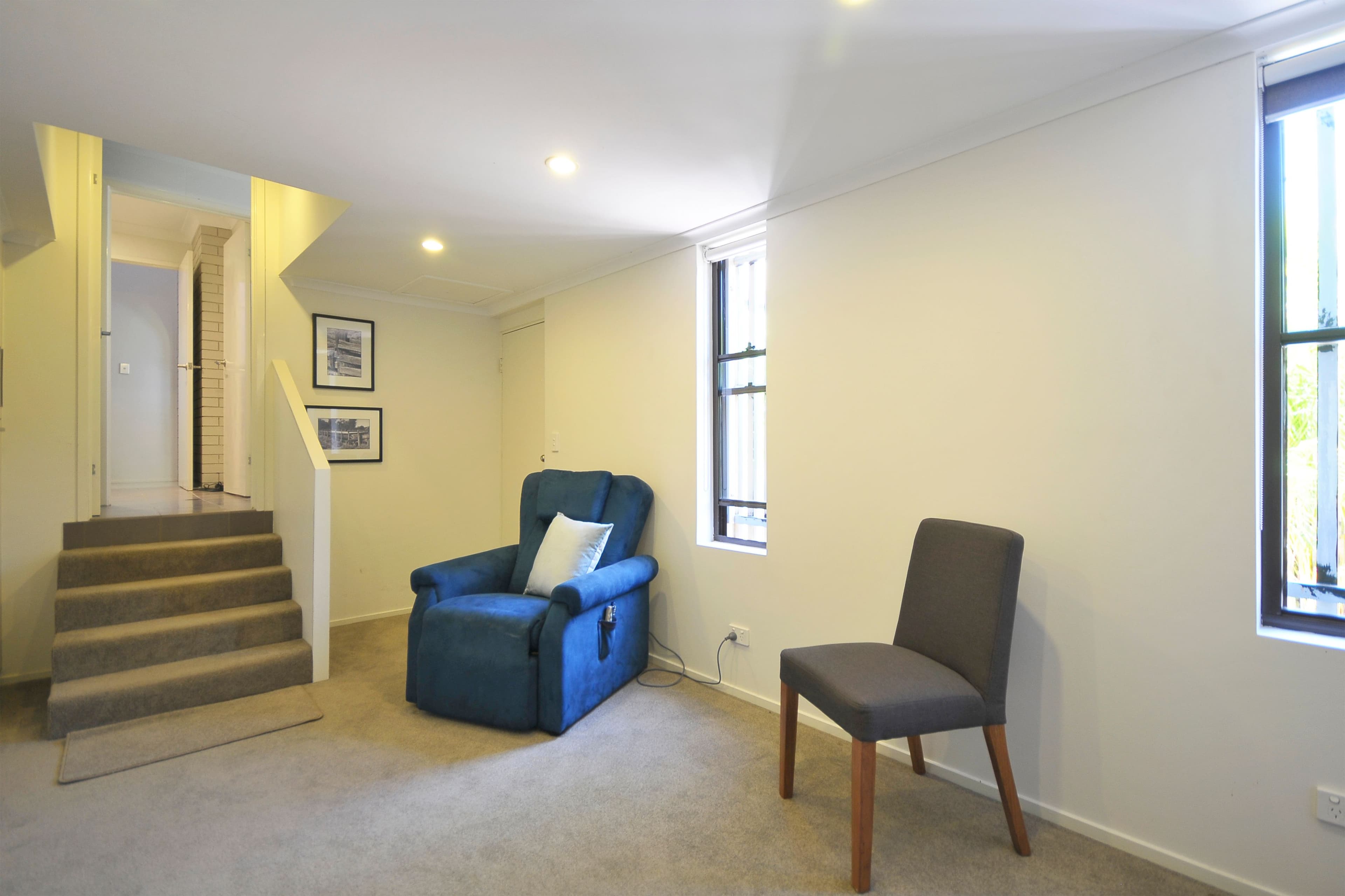 2 Karbunya Street, Mermaid Waters QLD 4218, Mermaid Waters - Thumbnail 4