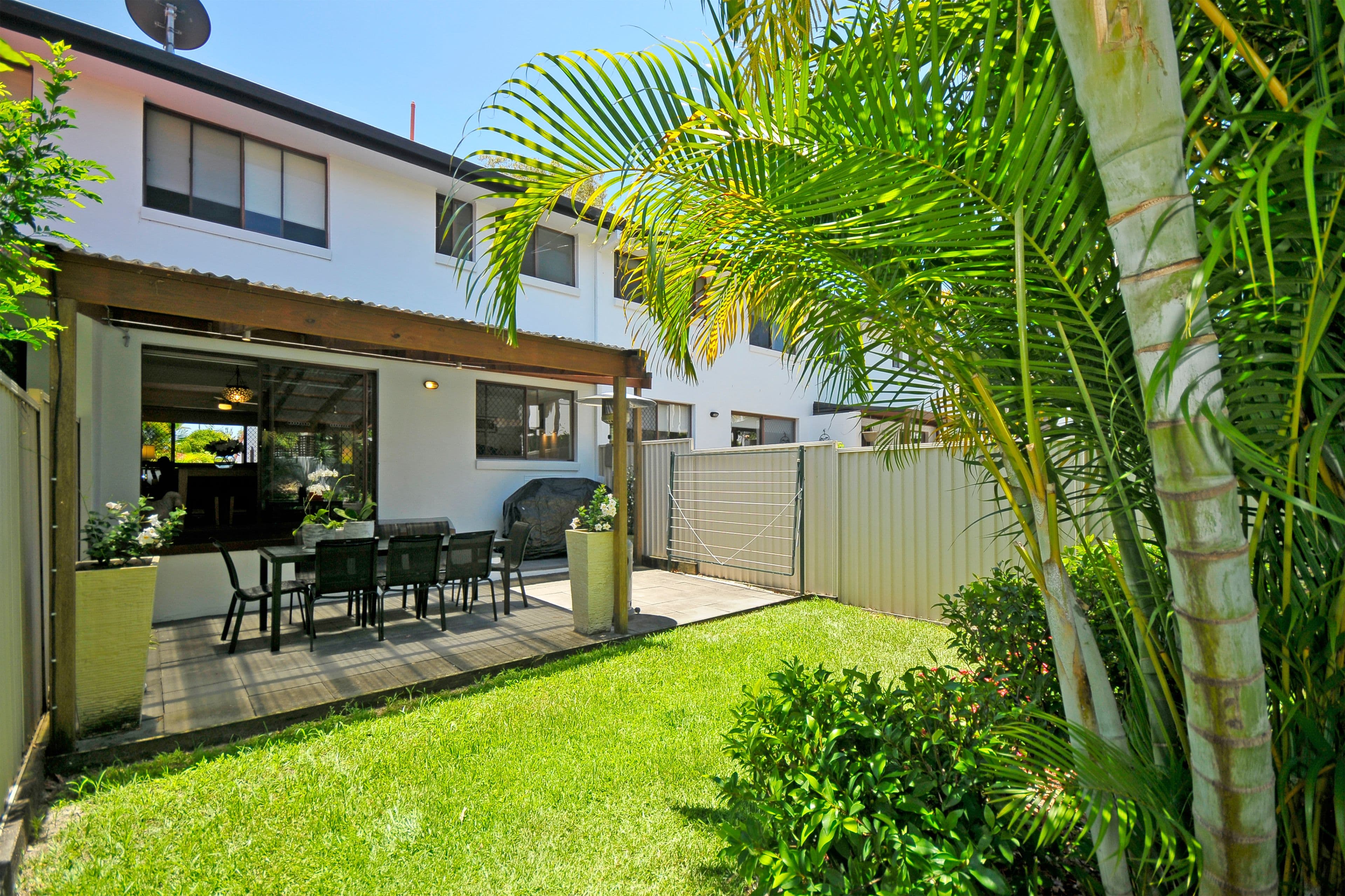 2 Karbunya Street, Mermaid Waters QLD 4218, Mermaid Waters - Thumbnail 8