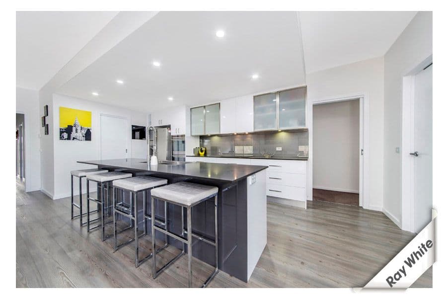 14 Julian Place, Yass - Thumbnail 4