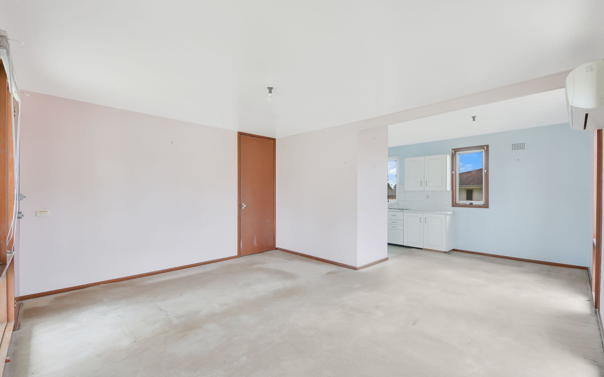 8 Maitland Way, Airds NSW 2560, Airds - Thumbnail 2