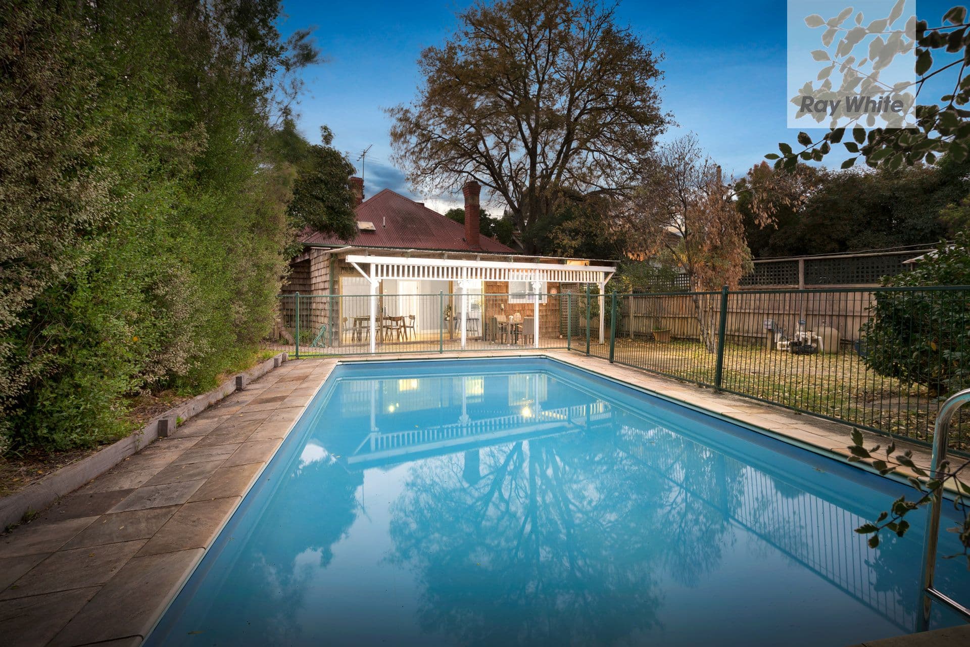 2 Valonia Avenue, Surrey Hills VIC 3127, Surrey Hills - Thumbnail 8