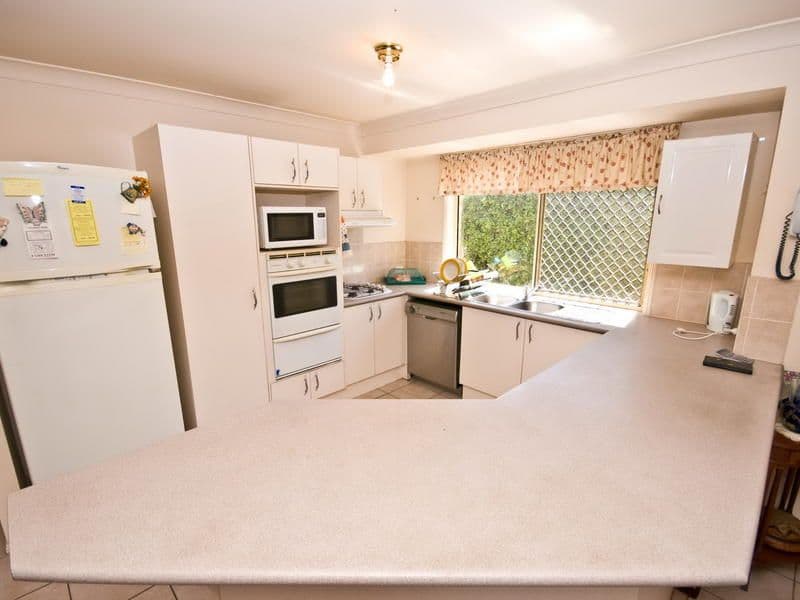 11 Downlands Place, BOONDALL QLD 4034, Boondall - Thumbnail 2