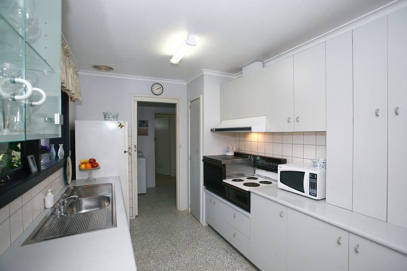 4 Murray Road, DANDENONG NORTH VIC 3175, Dandenong North - Thumbnail 2