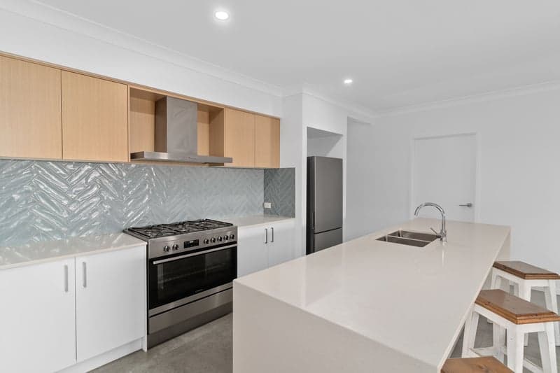 33 Valley Crescent, Palmview - Thumbnail 2
