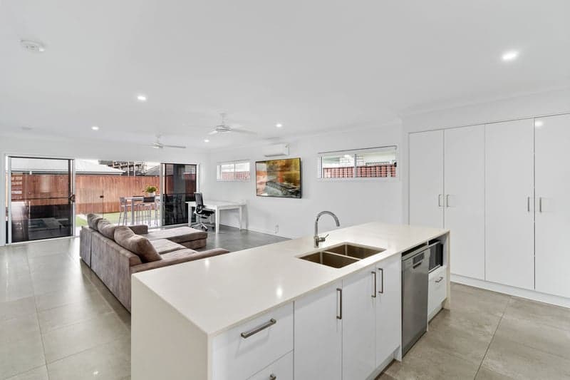 33 Valley Crescent, Palmview - Thumbnail 7