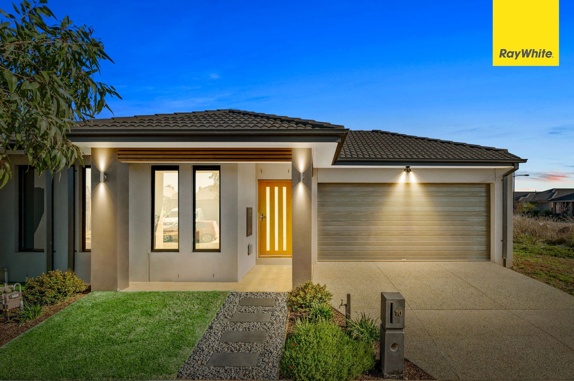 10 Boston Avenue, THORNHILL PARK VIC 3335, Thornhill Park - Image 1