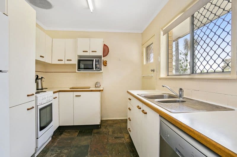 96 Tavistock Street, Oxley QLD 4075, Oxley - Thumbnail 4