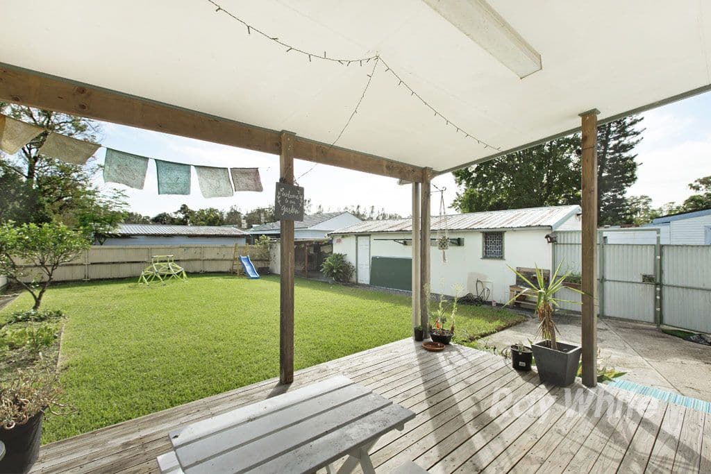 7 Galbraith Avenue, Toronto - Thumbnail 2