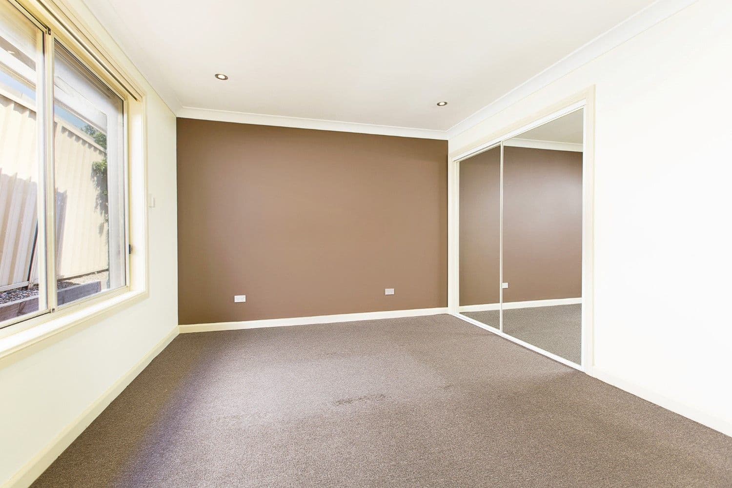 1 Woodlands Drive, Glenmore Park - Thumbnail 6