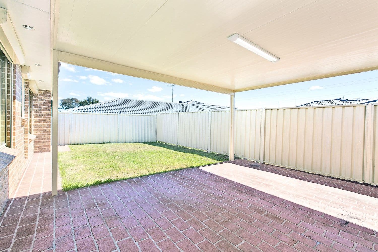 1 Woodlands Drive, Glenmore Park - Thumbnail 8