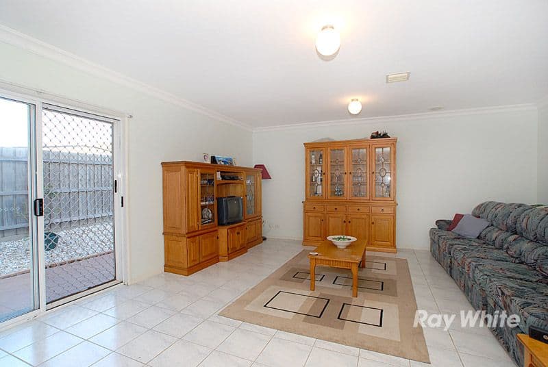 11 Shamrock Close, NARRE WARREN SOUTH VIC 3805, Narre Warren South - Thumbnail 5