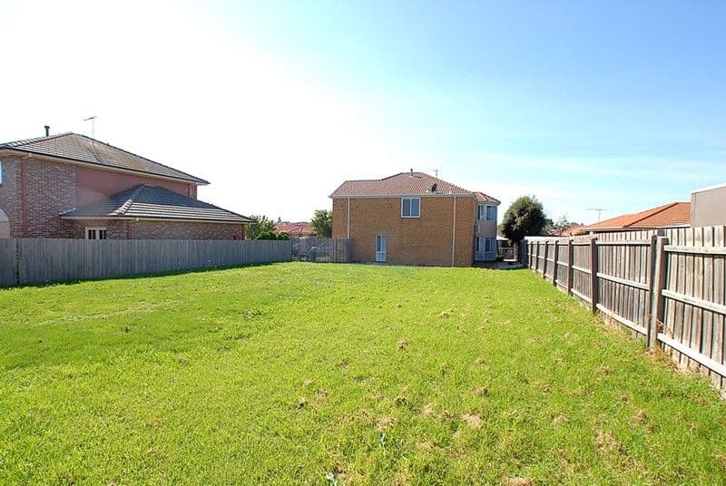 11 Shamrock Close, NARRE WARREN SOUTH VIC 3805, Narre Warren South - Thumbnail 6