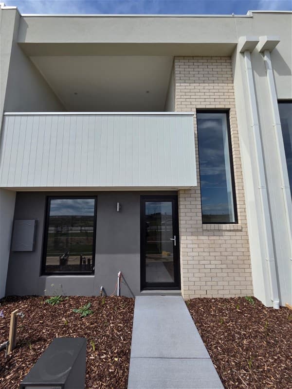 CLYDE NORTH, VIC, Clyde North - Image 1