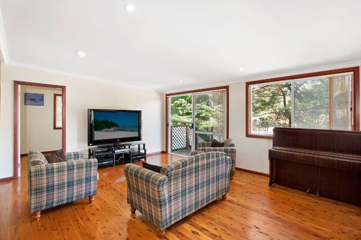 43 Penrith Avenue, WHEELER HEIGHTS NSW 2097, Wheeler Heights - Thumbnail 2