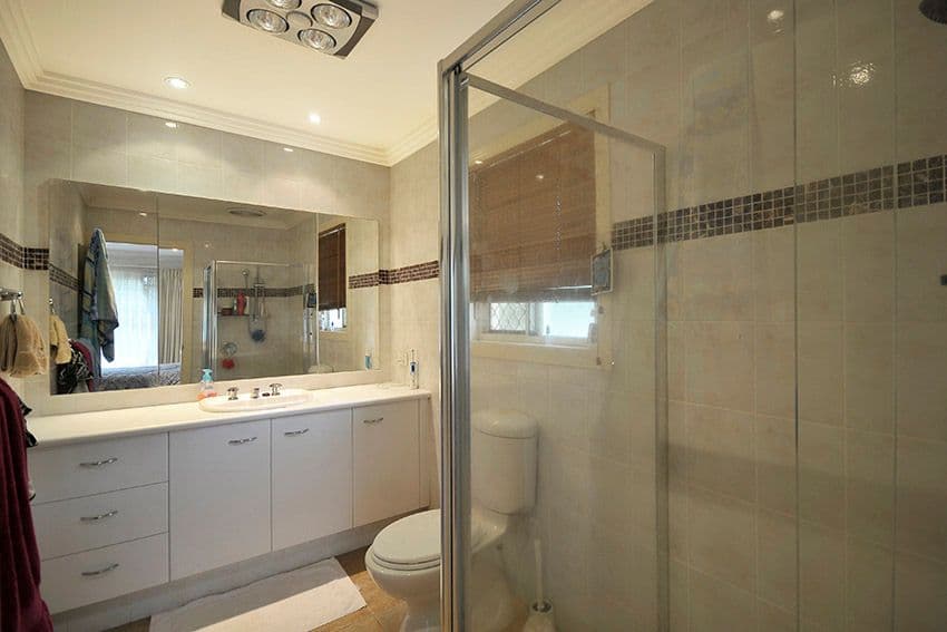 16 Gretel Drive, MERMAID WATERS QLD 4218, Mermaid Waters - Thumbnail 8