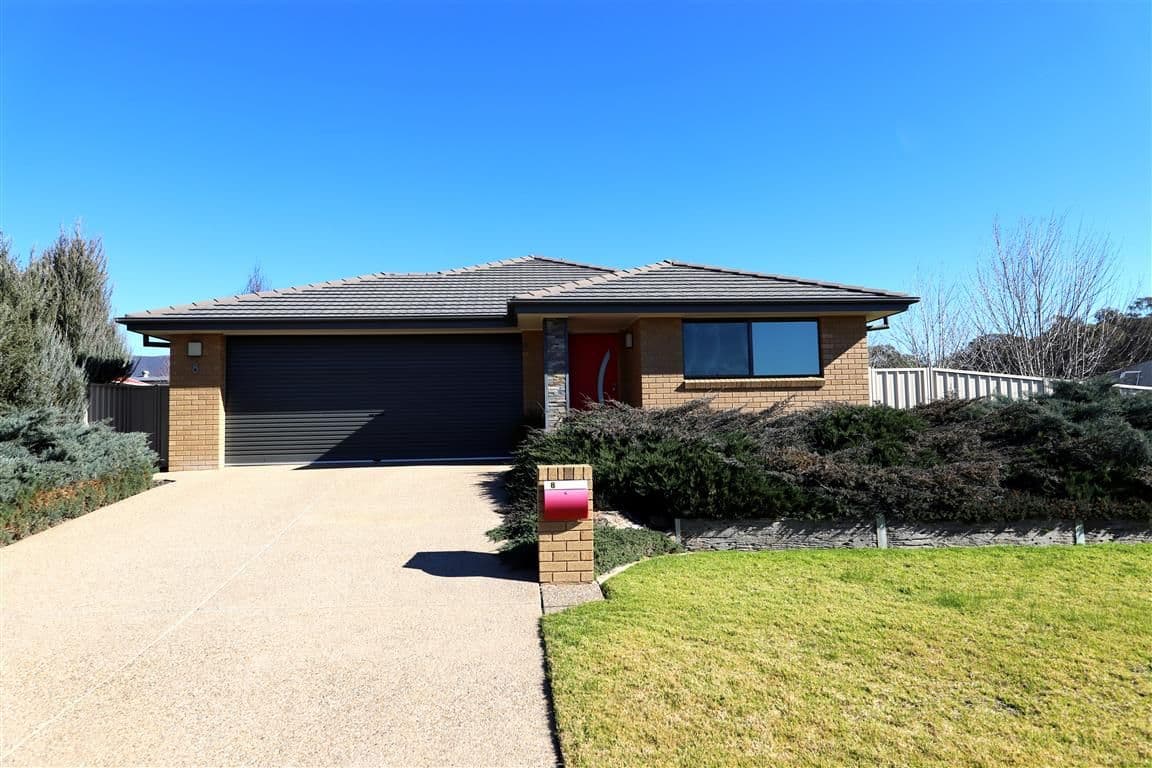 8 Jeffery Circuit, Tumut NSW 2720, Tumut - Image 1