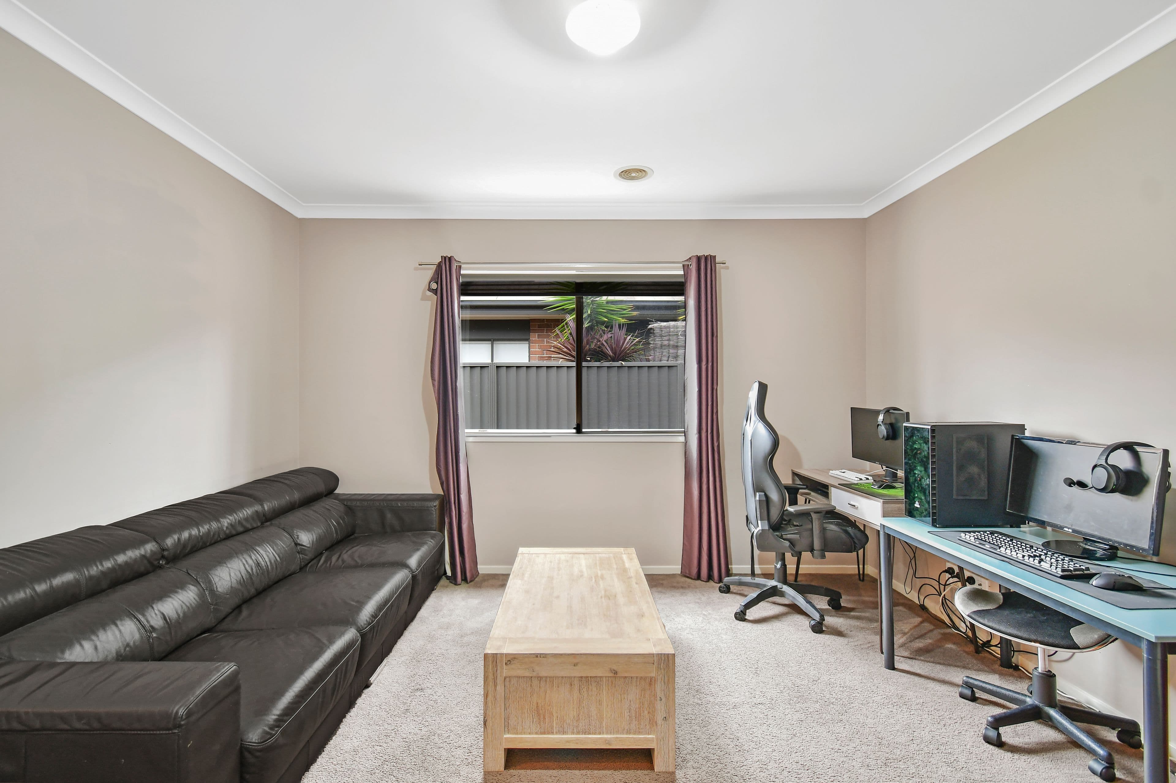 15 Parmentier Way, Pakenham VIC 3810, Pakenham - Thumbnail 2